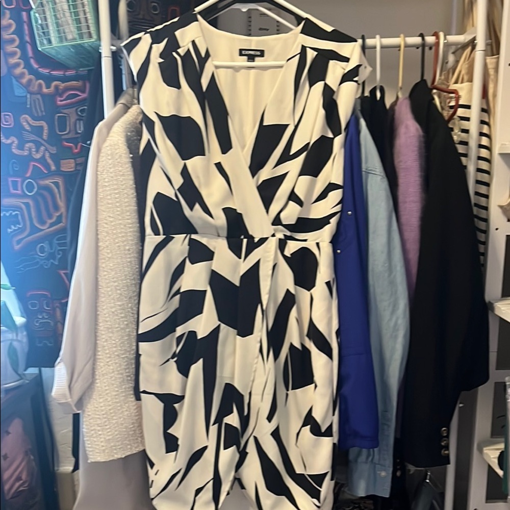 Express Black and White Midi Dress